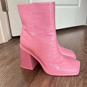 Pink Carnation • Circus NY Boots